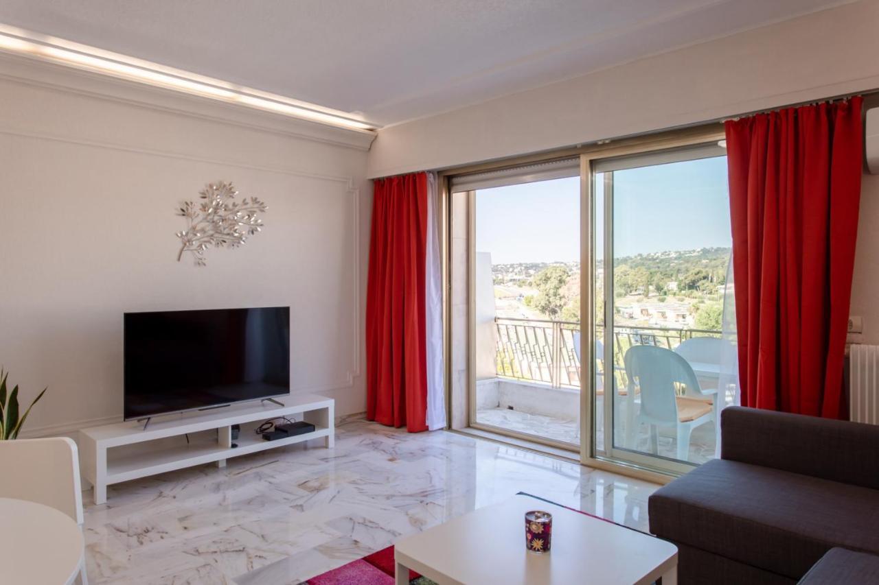 Magnífico apartamento con terraza y vistas al mar cerca de las playas y del Cagnes-sur-Mer Exterior foto